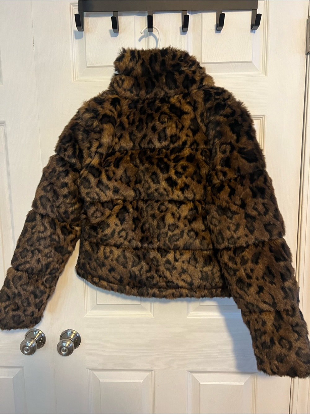 Abercrombie & Fitch Womens Leopard Faux Fur Puffer Jacket - Brown - Picture 2 of 4